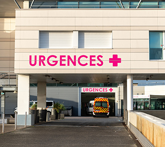 Entrée des urgences de l'hôpital - MACSF